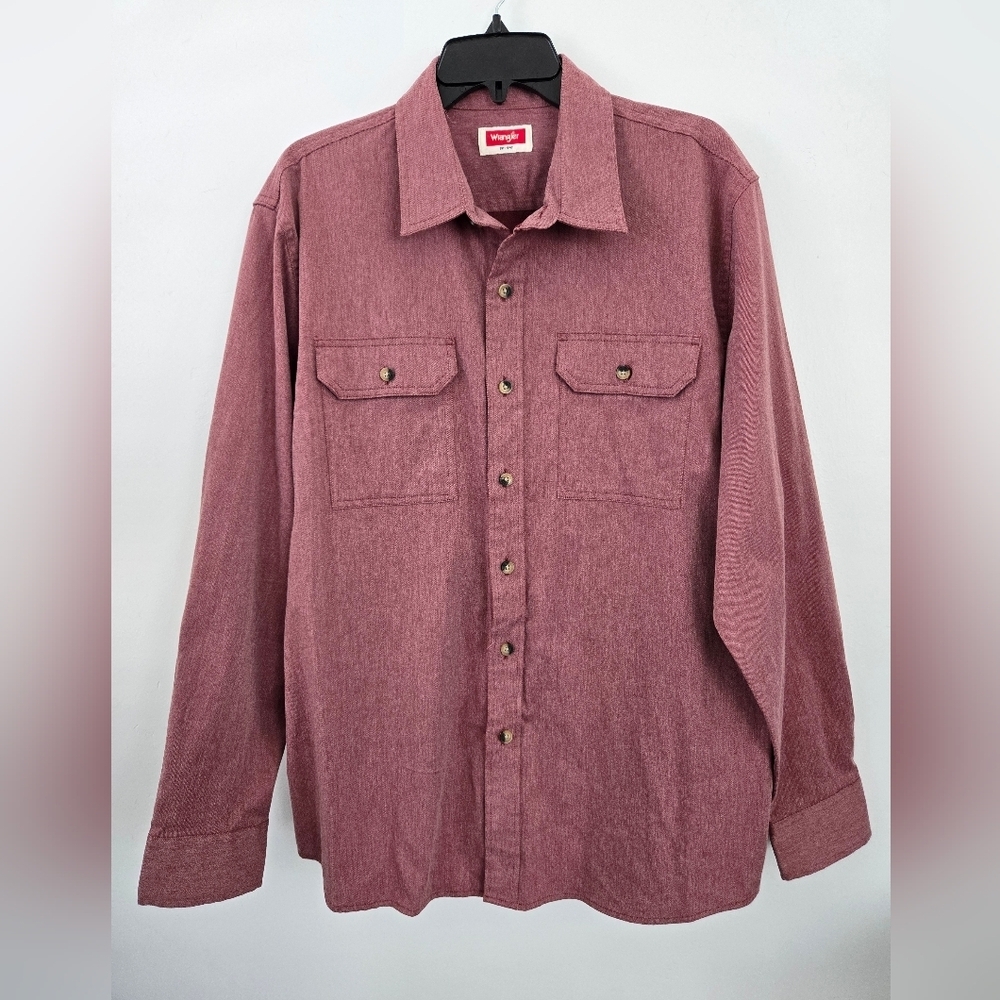 Wrangler Long Sleeve Epic Soft Twill Woven Shirt. Size Large. New.